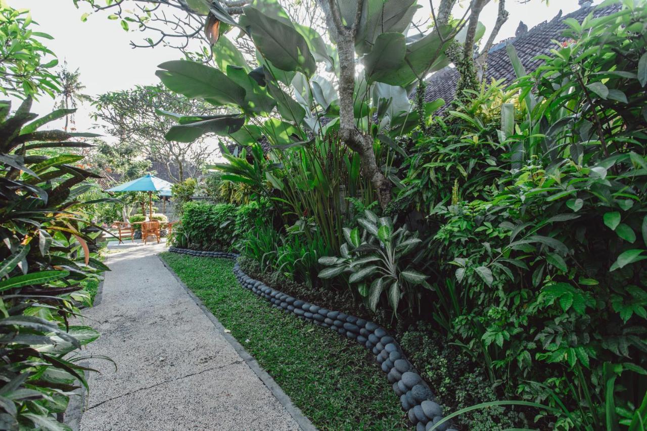 Kishi-Kishi Artvilla Blahbatu ภายนอก รูปภาพ